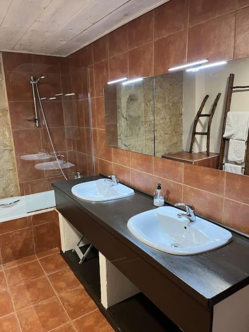 The Almond Tree Apartment Torre del Compte Exterior photo